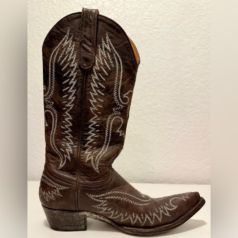 Old Gringo Cowboy Boots with White Stitching of a phoenix - Picture 9 of 15